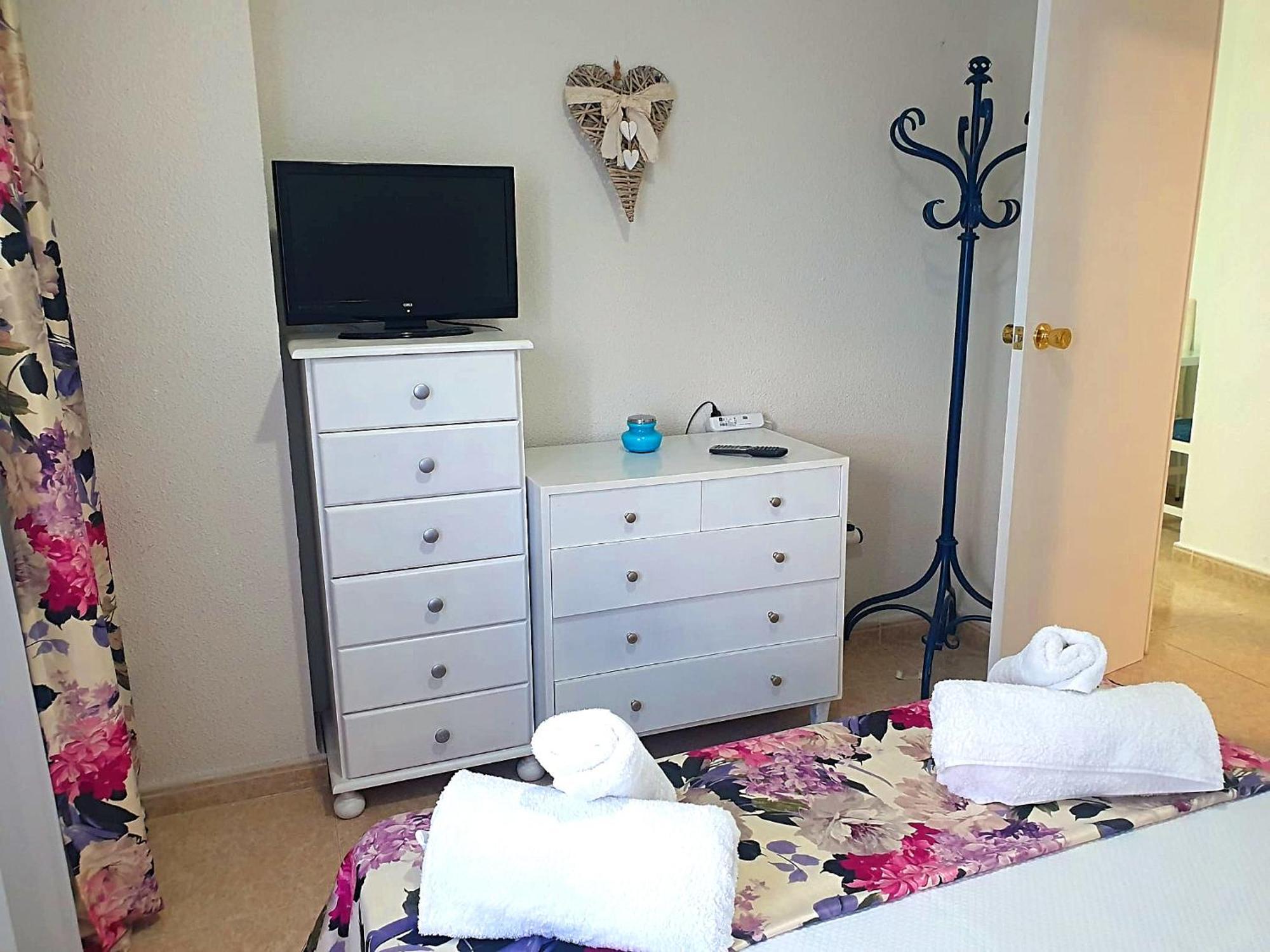 Three Bedrooms Apart In Benidorm Near Beach And Strip Exterior photo